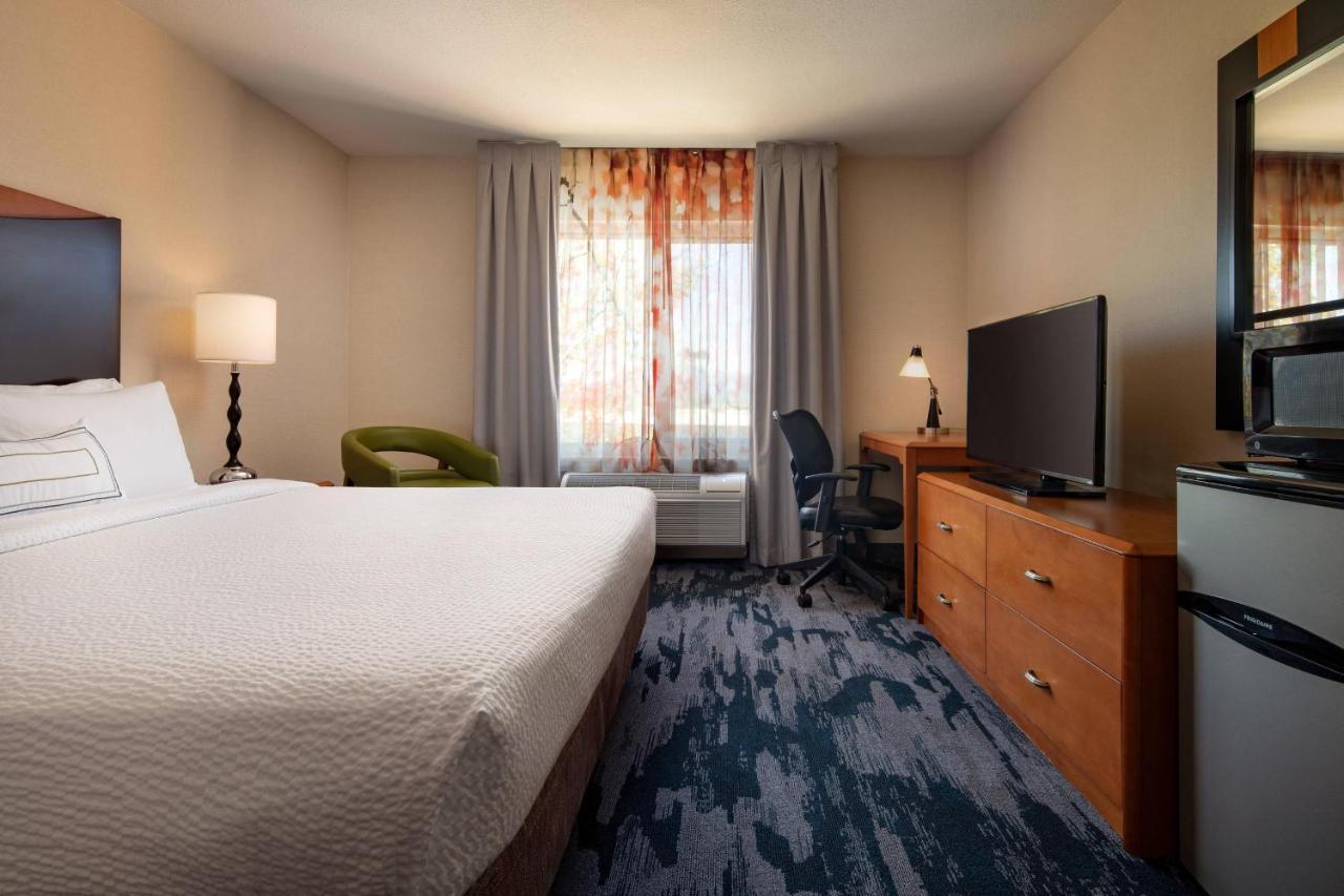 Fairfield Inn & Suites Redding Esterno foto